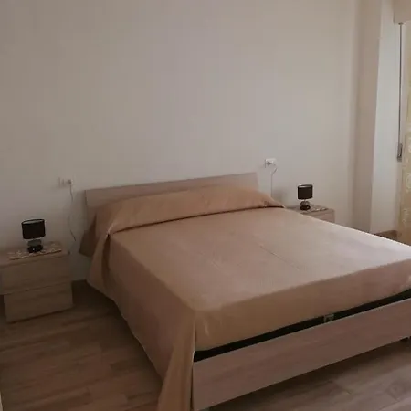 Lägenhet Merlino House *