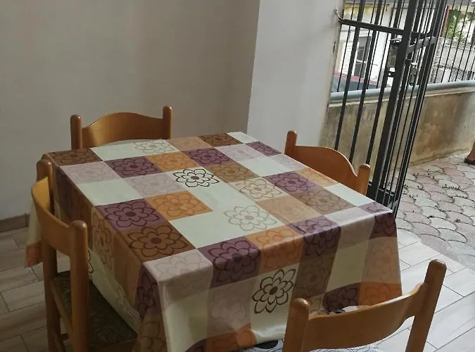 Merlino House * Тропея